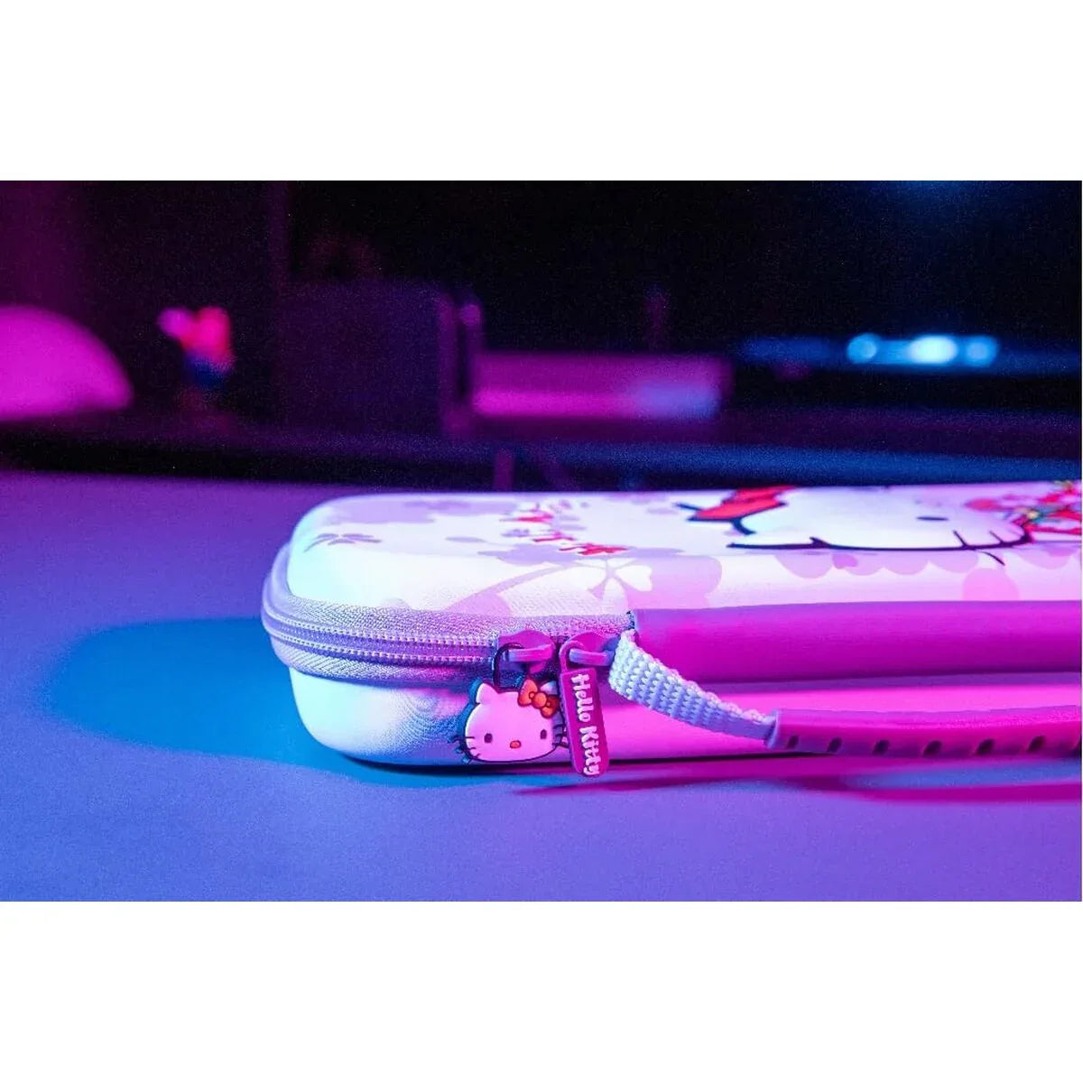 V4H5CA42579C8B60AEC4EEE883712C76AB7R7381030P6