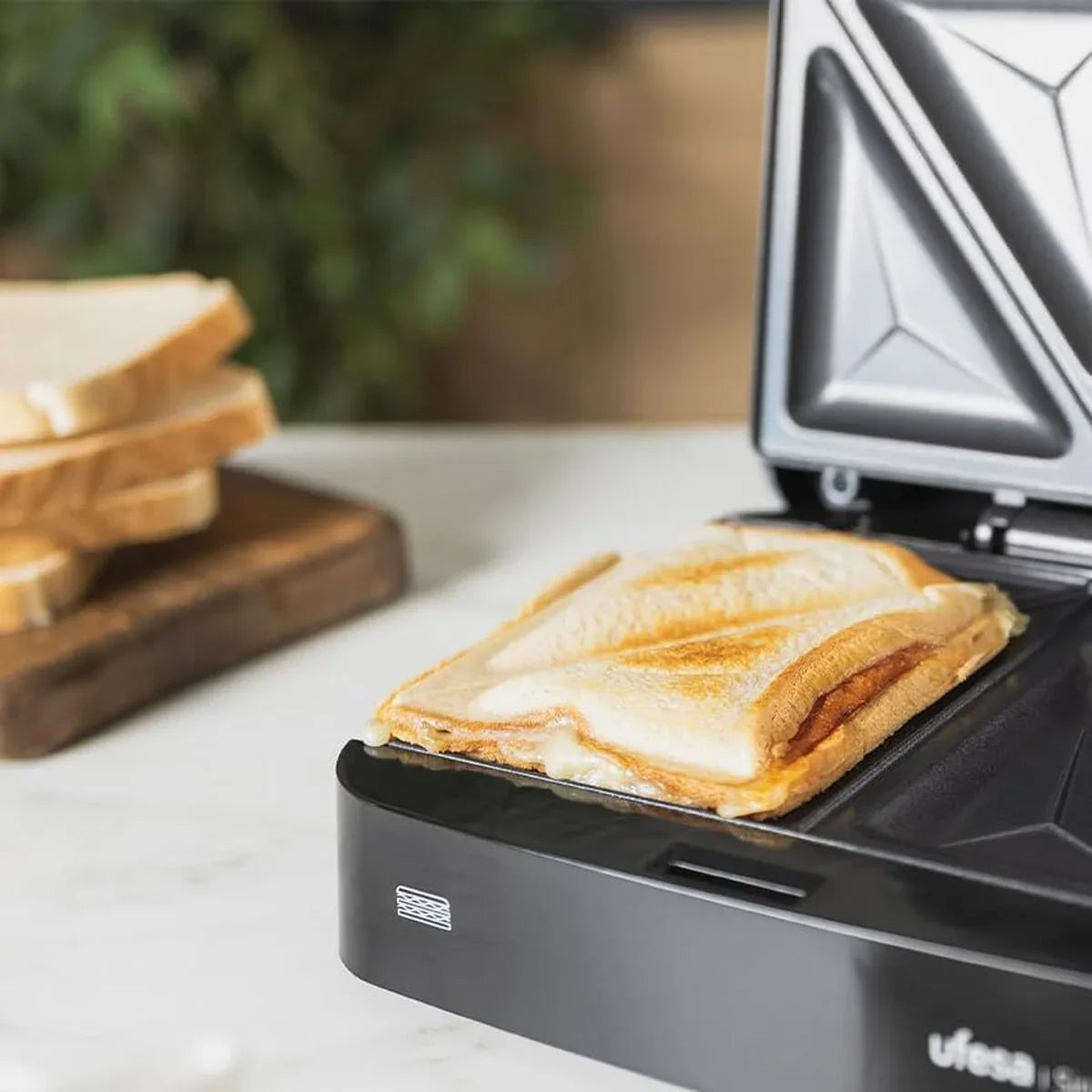 V2H7AEC875A1A826640BEF23A0459BB1F0FR7730388P3