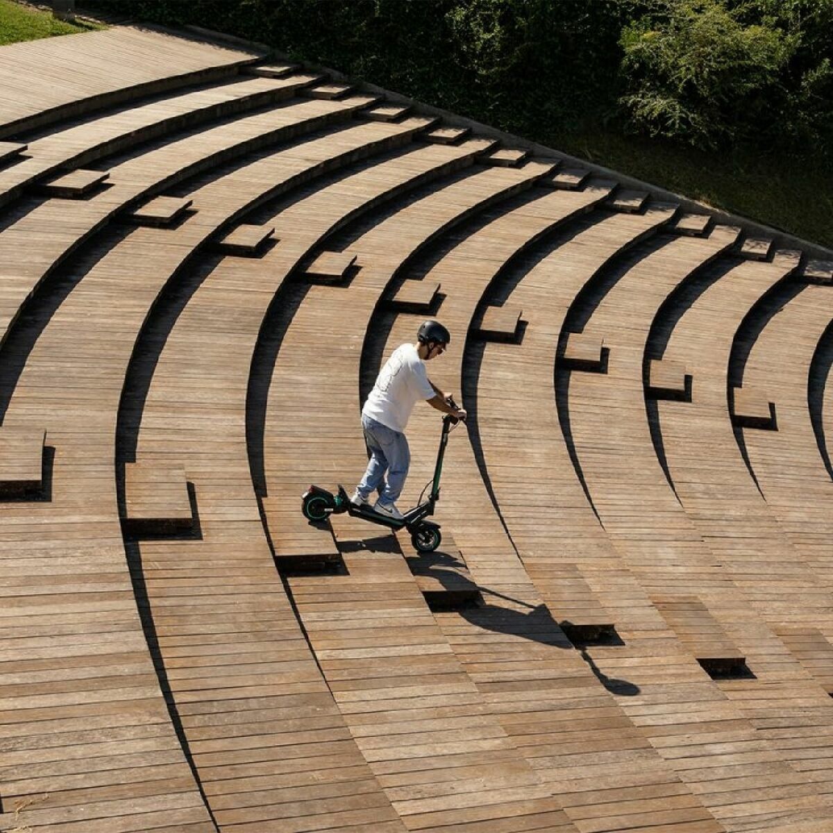 Cecotec Electric Scooter Cecotec Bongo Y65 Connected 1200 W Black 25 Km/H