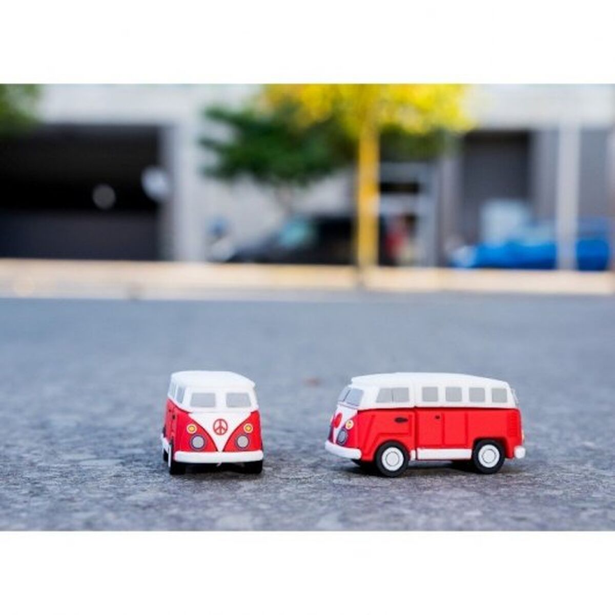 V2HD0FF61249A7517E35F3CED1673D9B2C4R7776681P8