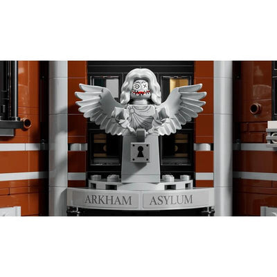 Lego Batman 76300 Arkham Asylum — image 1